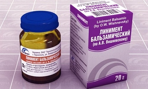 При наружной форме заболевания и анальных трещинах используют гомеопатическую мазь Вишневского